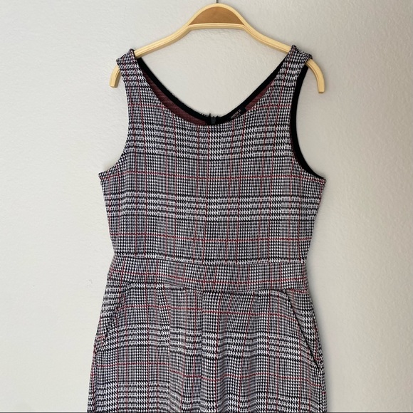 Girl Jumpsuit 12 - Picture 3 of 7